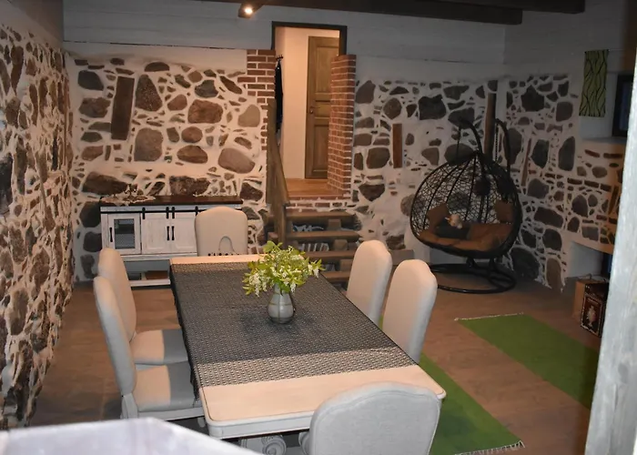 Villa Tedrekuela Kuivati-puhkemaja Paersikivi